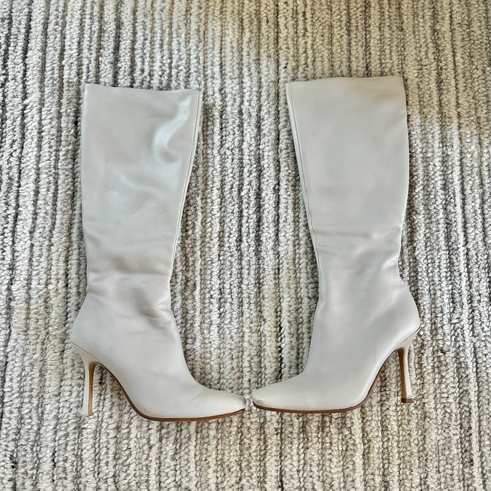 Tony Bianco Cream Heeled Boots with Pointed Toe